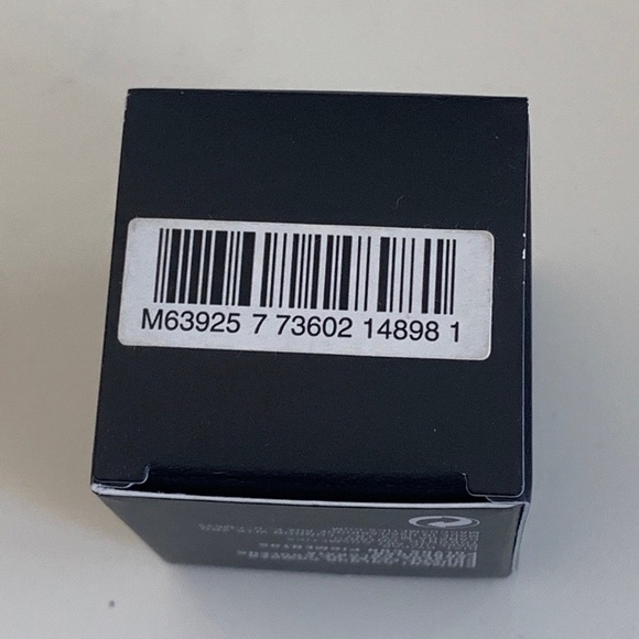 MAC Jumbo Pigment Glitter MUTINY Loose Eyeshadow 7.5g 0.26oz Rare & discontinued - Picture 5 of 5